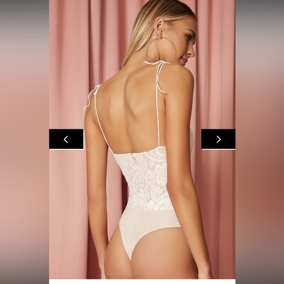 superdown Lace Bodysuit in Cream with thin straps beautiful detailing - medium - Picture 3 of 7